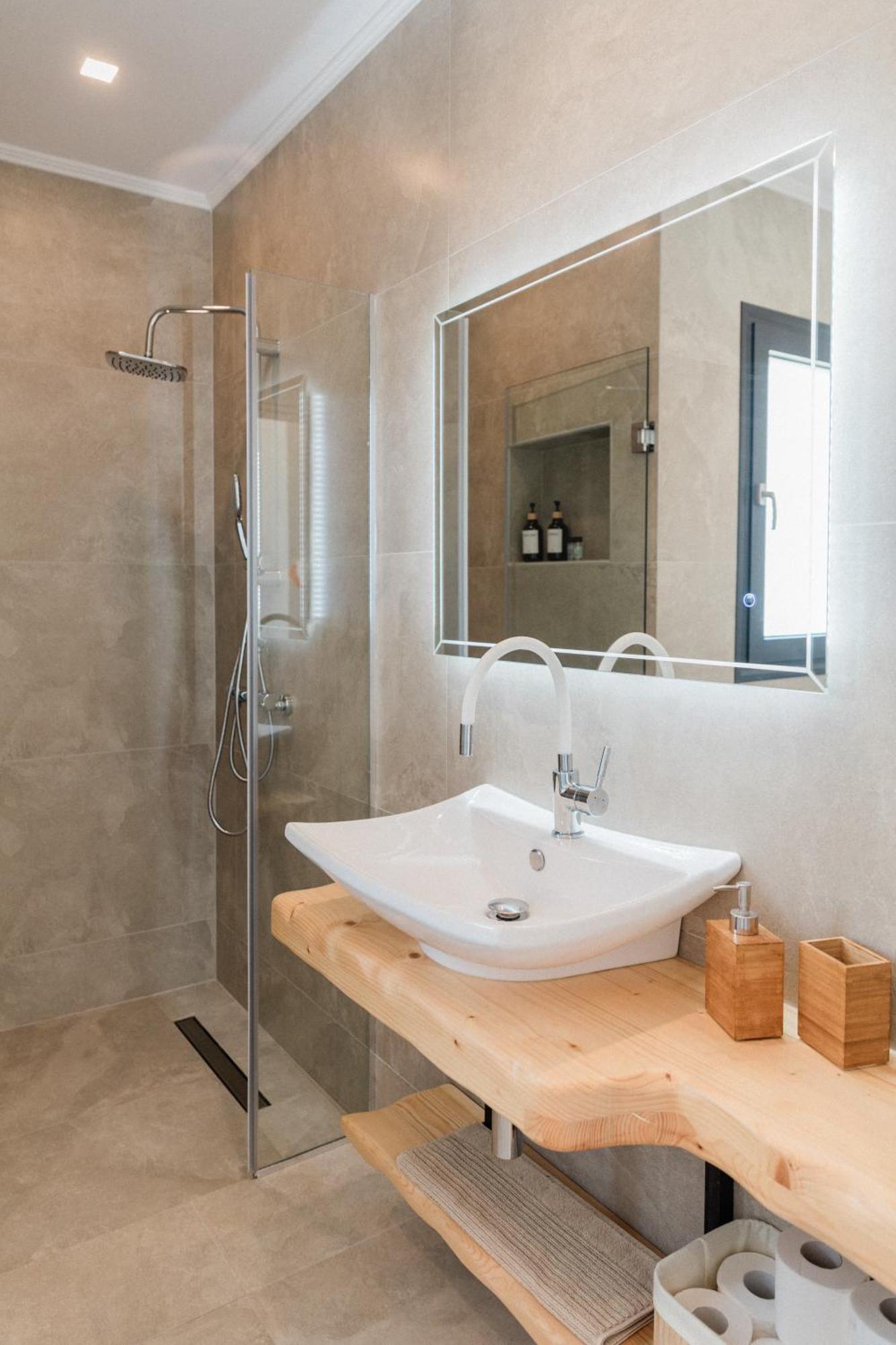 ניקיאנה Tempestini Exclusive Villas מראה חיצוני תמונה